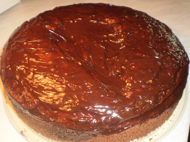 Čokoladni kolač sa krater kremom