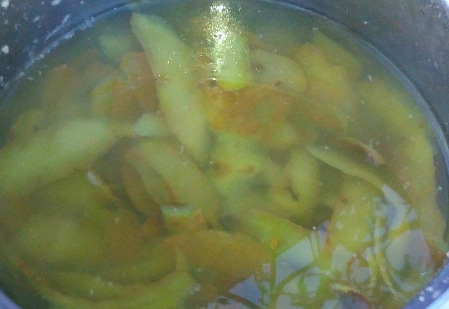 Tonik od kore krompira protiv sede kose