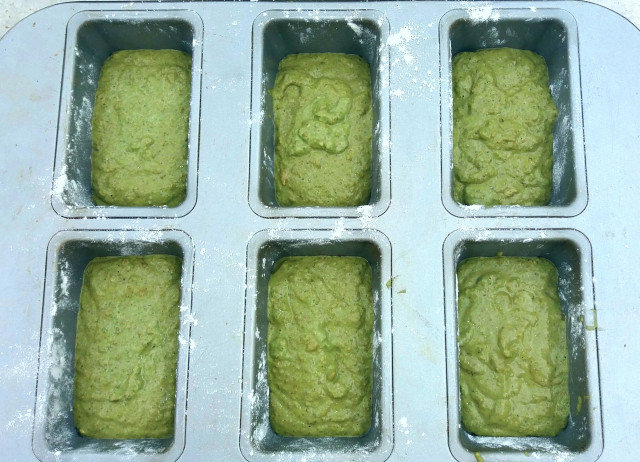 Vegan zeleni hlepčići sa kiseljakom i nanom
