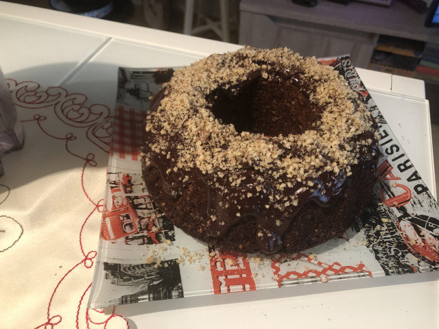 Čokoladni kolač sa starim Uskršnjim kolačem