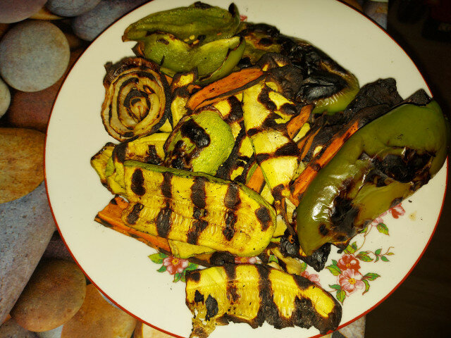 Grilovano povrće na roštilju