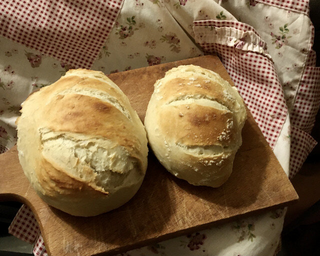 Zanatlijski domaći hleb