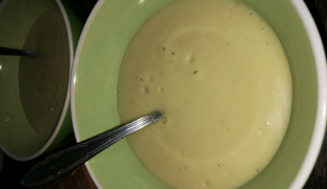 Krem supa sa krompirom i prazilukom