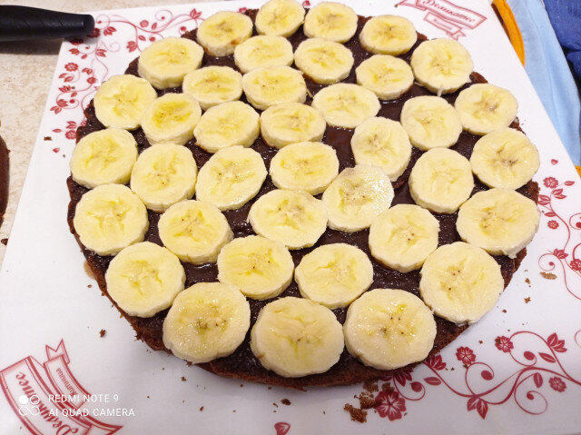 Torta sa bananama i kiselom pavlakom