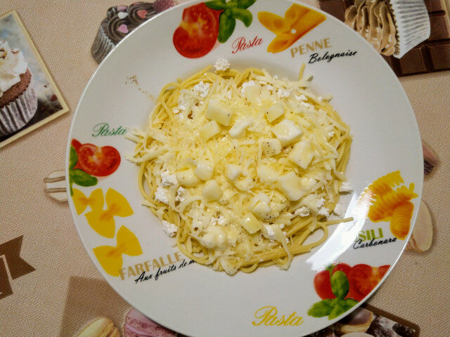 Špagete sa tri vrste sira i sumakom