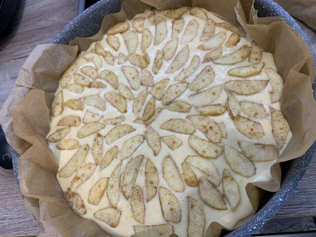 Sočni kolač sa jabukama