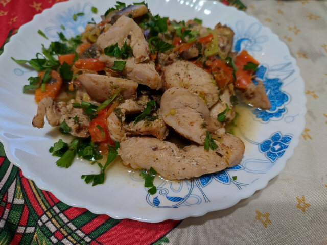 Piletina na tiganju sa povrćem