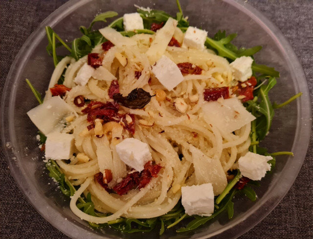 Mediteranska obrok salata