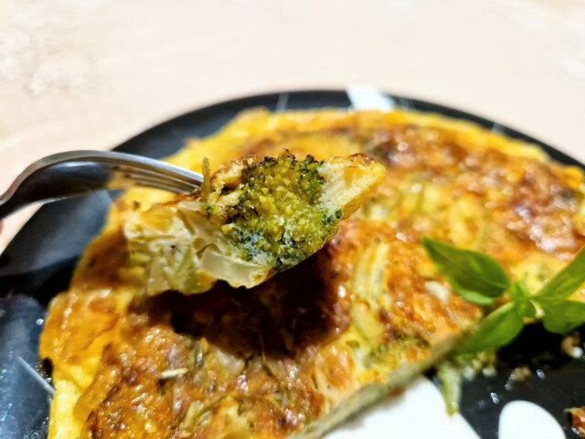 Tortilja od brokolija i tikvica sa aromom ruzmarina