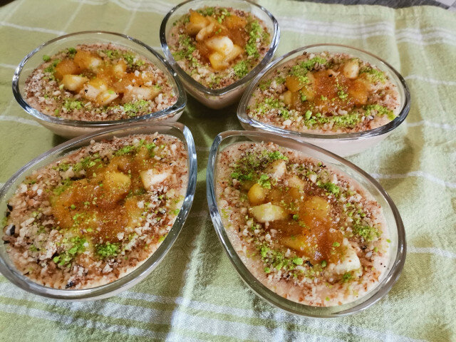 Pirinčani puding sa jabukama