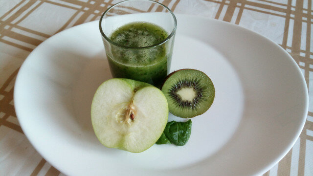 Zeleni smuti (Green smoothie)