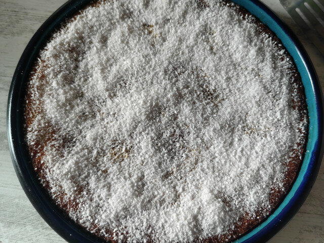 Preliveni kolač od kokosa sa pirinčanim brašnom
