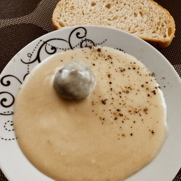 Ćuftice sa belim sosom po bakinom receptu