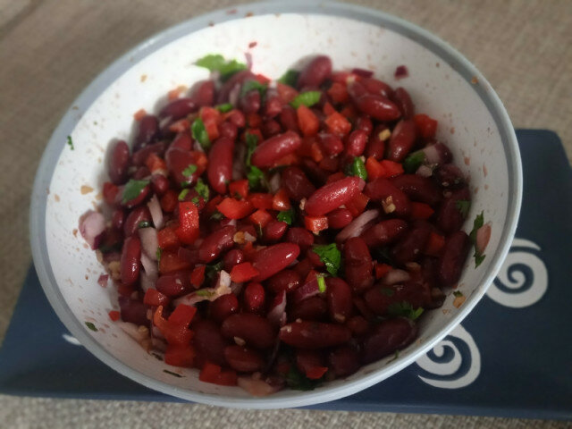 Gruzijska salate od srvenog pasulja