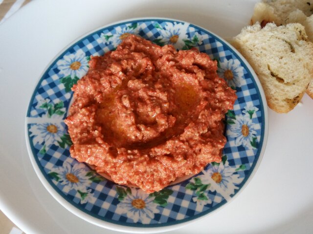 Muhamara - arapski sos od crvenih paprika