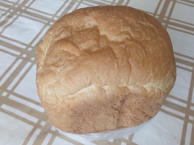 Mlečni hleb u mini pekari