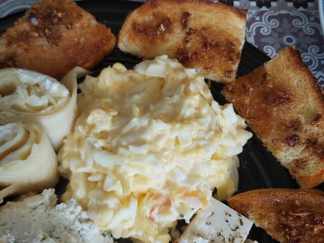 Salata od jaja sa majonezom i krompirom