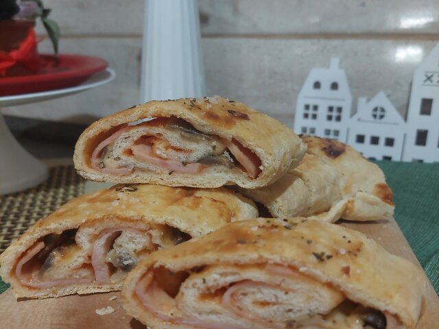 Pizza rolat - stromboli